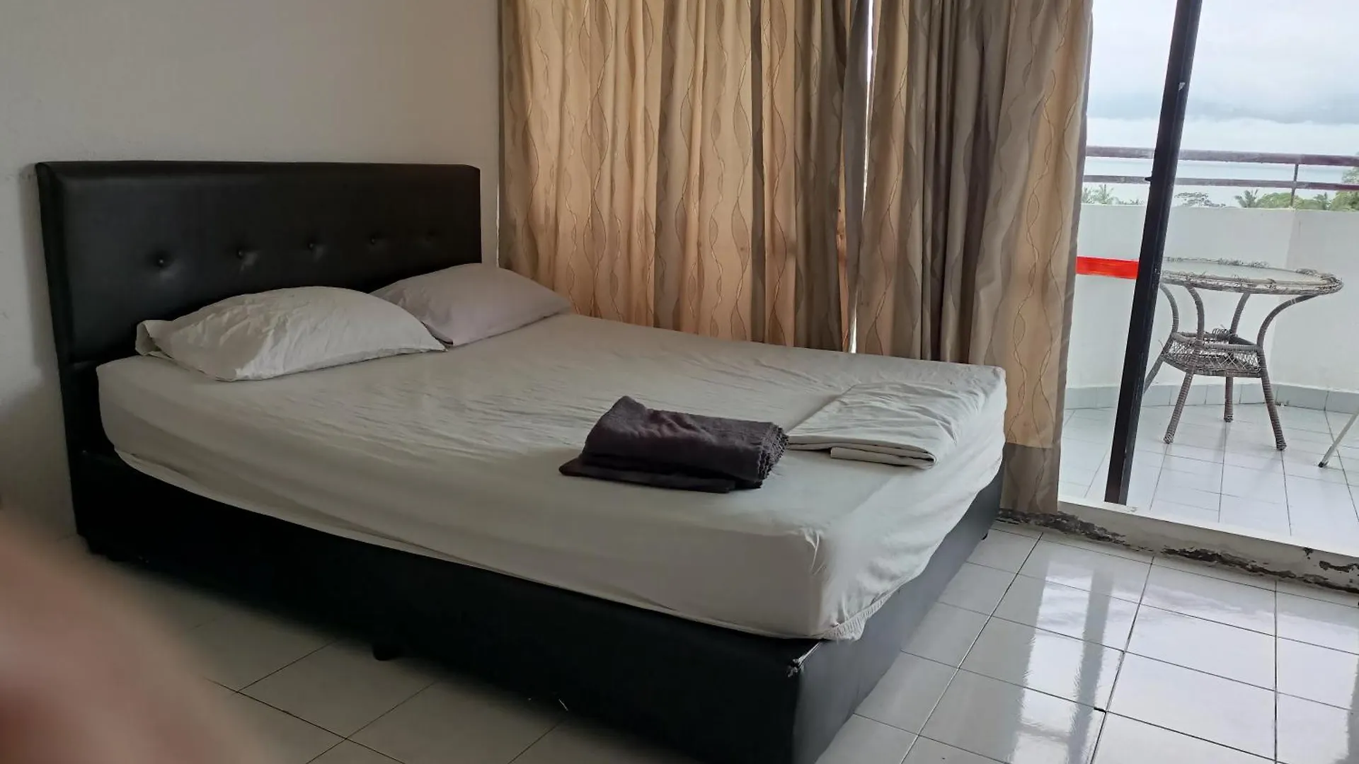 Budget Apartment At Sri Sayang Batu Ferringi Beach Batu Ferringhi